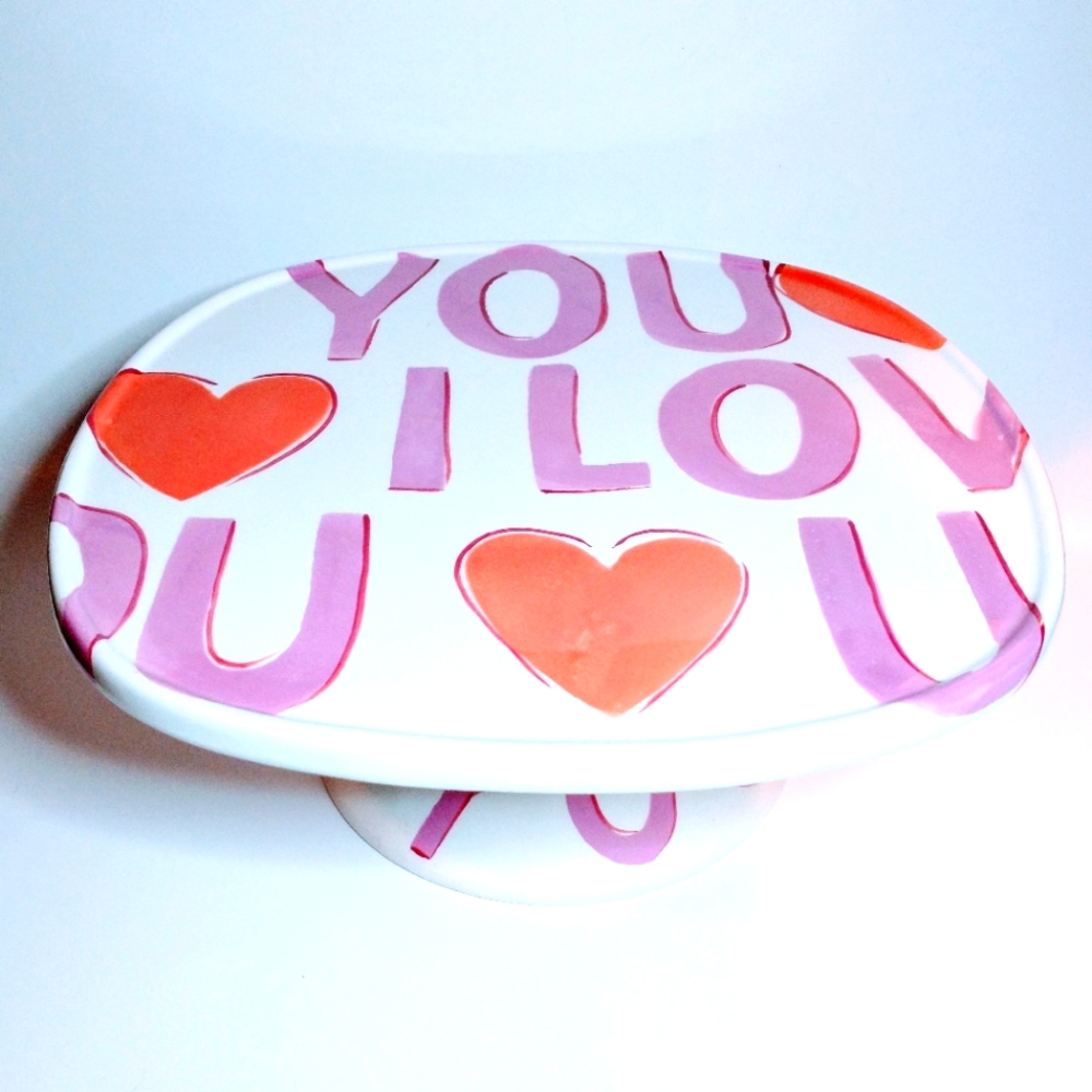 Pretty Cute Pedestal I LOVE YOU‎ Valentine's Day 11" Cake Plate Stand